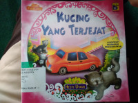 Image of KUCING YANG TERSESAT